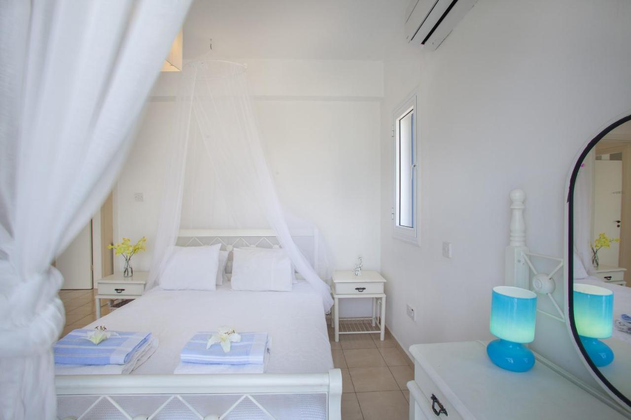 Mimoza Seafront Villa Protaras Exterior foto