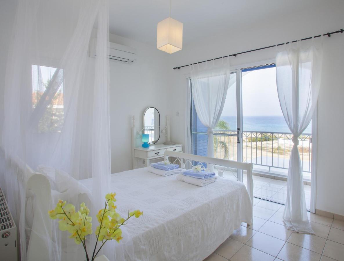 Mimoza Seafront Villa Protaras Exterior foto